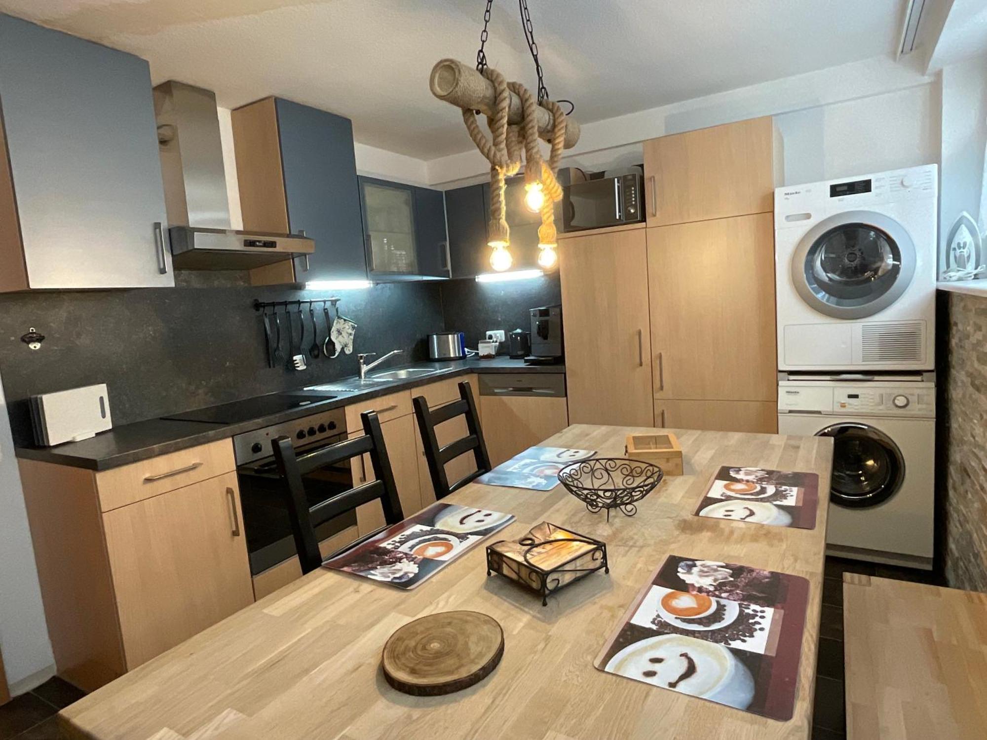 Messe-Apartment, 4 Schlafzimmer, 80 Qm, Garten - 6 Km Zur Messe, Verkehrsguenstig, Ruhig, Parkplaetze Νυρεμβέργη Εξωτερικό φωτογραφία